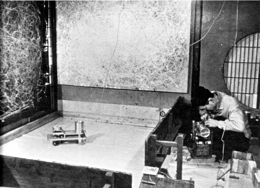 1955-akira-kanayama-remote-control-painting.jpg