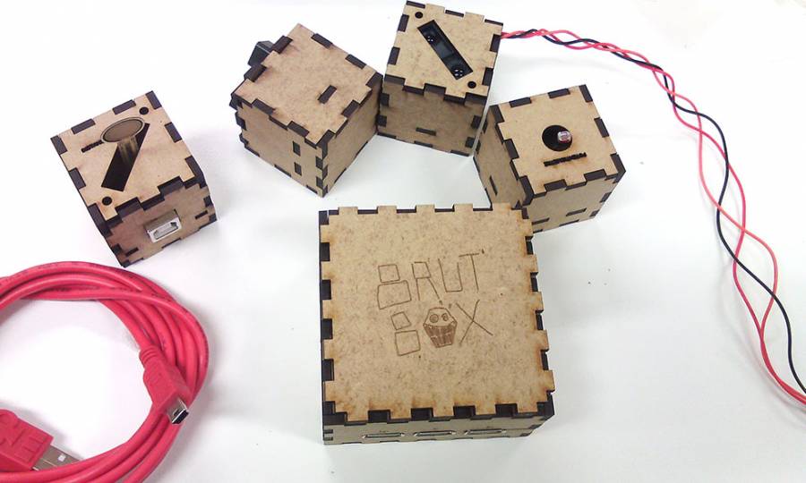 brutbox-phone.jpg
