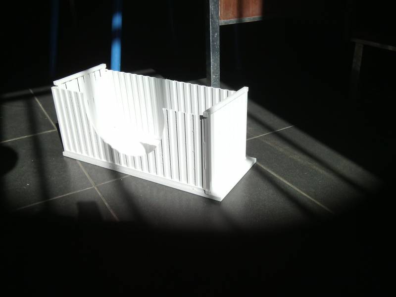 Container